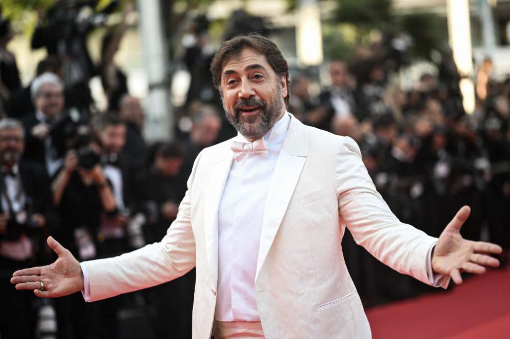 En esta foto de archivo tomada el 28 de mayo de 2022, el actor español Javier Bardem llega a la ceremonia de clausura de la 75ª edición del Festival de Cine de Cannes en Cannes, sur de Francia. El Festival de San Sebastián agasajará a Javier Bardem con su prestigioso Premio Donostia en su 71ª edición, que se celebrará del 22 al 30 de septiembre, según anunció el festival el 12 de mayo.