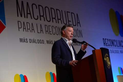 Caso Odebrecht: Santos le pide al CNE "investigación a fondo"