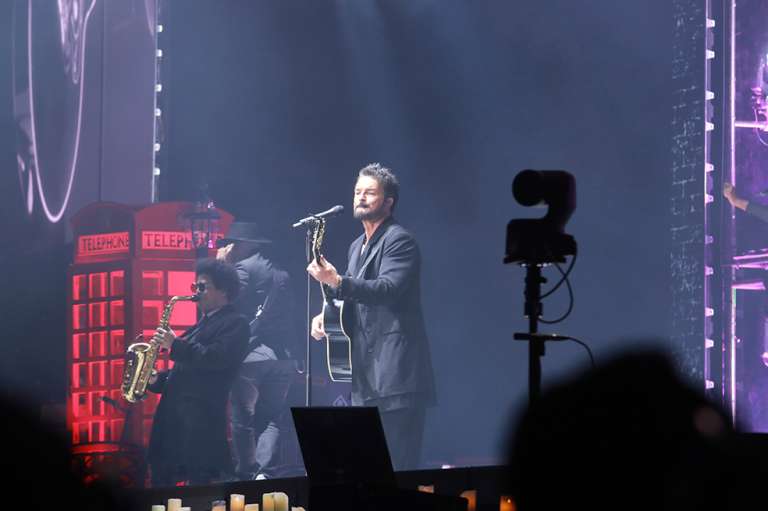 Ricardo arjona en Bogota Gira Blanco y Negro Ricardo Arjona