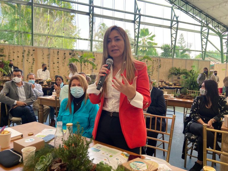 Exsecretaria de Salud de Antioquia ahora es gerente de la EPS Savia Salud