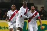 Perú conserva la esperanza de clasificar a Brasil 2014