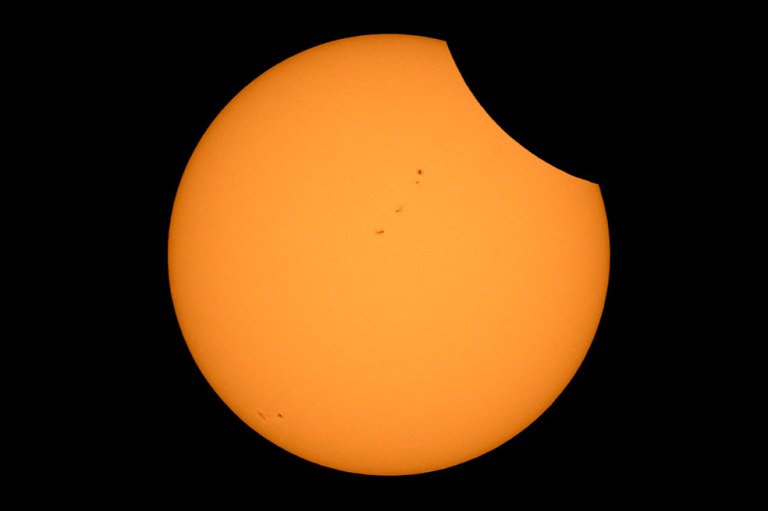 En vivo: el eclipse solar del siglo