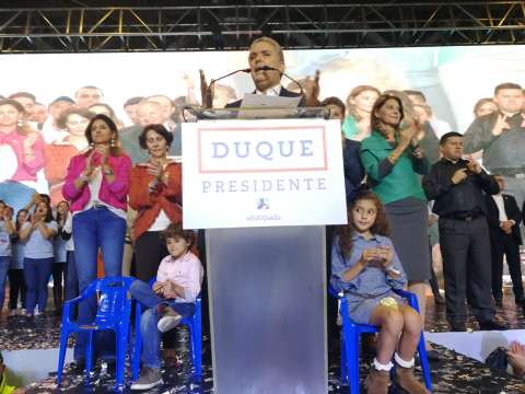 Iván Duque: "No haremos trizas el acuerdo, pero la paz que añoramos reclama correcciones"