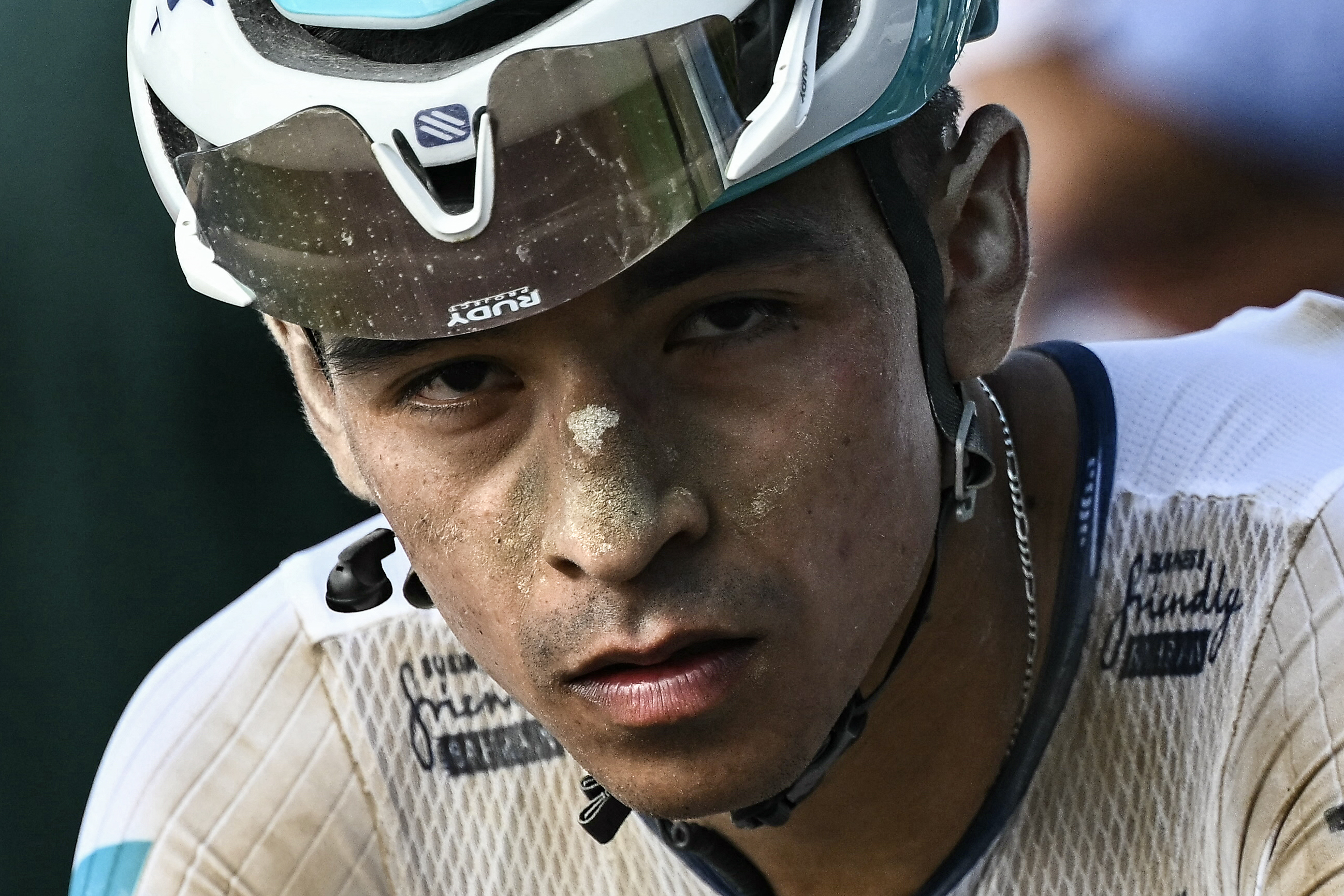El bogotano Santiago Buitrago, del Bahrain Victorious, es el mejor colombiano en la clasificación general del Tour de Francia 2024.