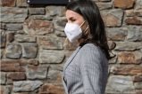 La Reina Letizia impresiona con un look dénim