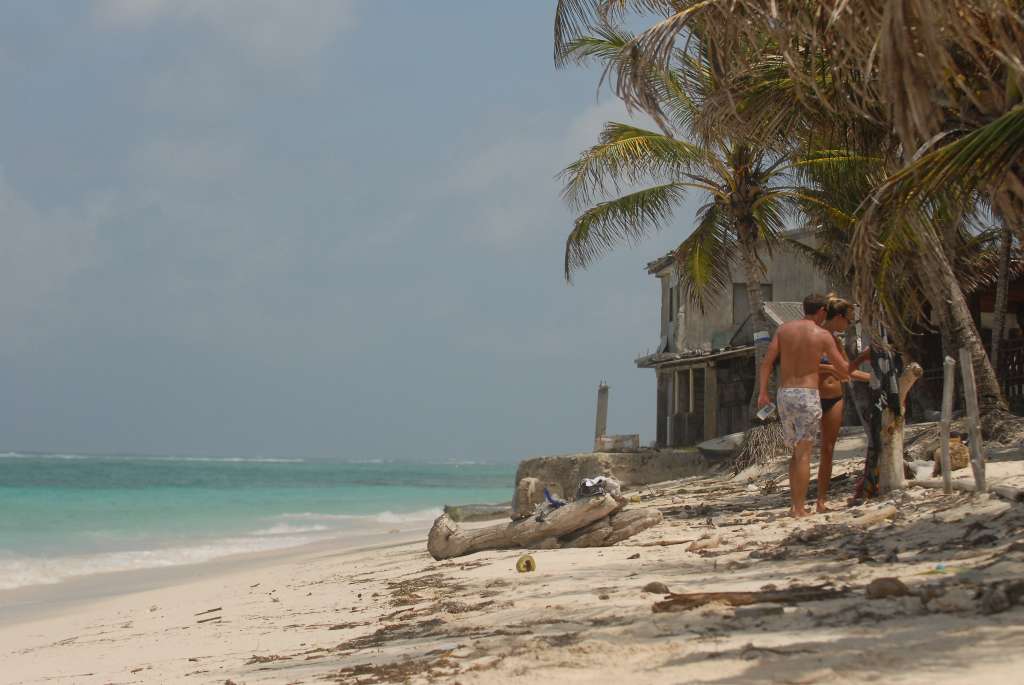 Aspectos de los habitantes y varias zonas de la isla de San Andrés
