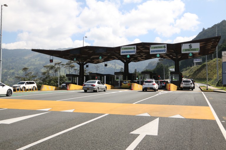Estado de las carreteras en Antioquia: si va a viajar, ojo con las vías cerradas