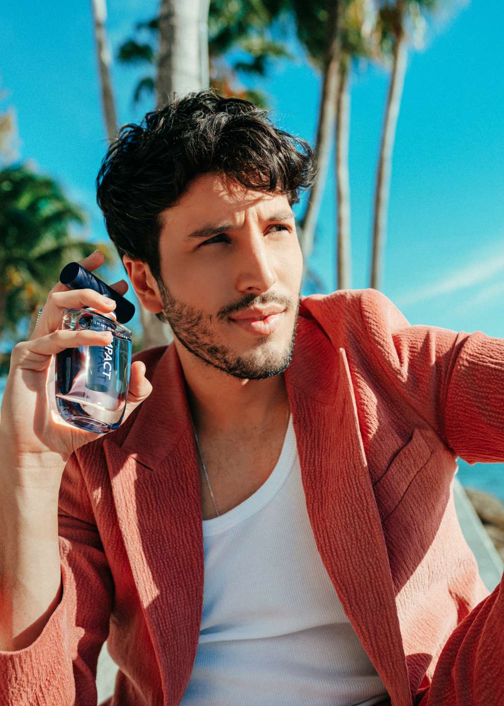 Sebastián Yatra la nueva cara de Tommy Hilfiger