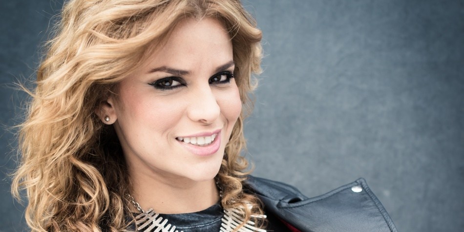 "La solución para todo es el amor", Adriana Lucía
