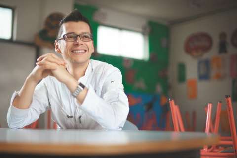 Un colombiano, cerca de ser el mejor profesor del mundo