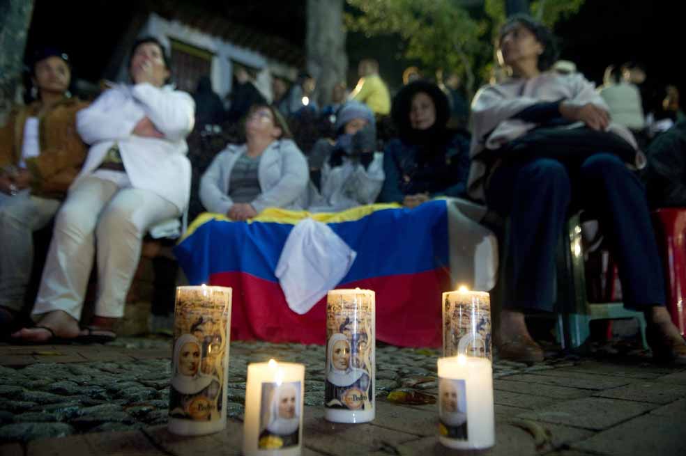 La santa Laura de Jericó movilizó a cientos de colombianos para presenciar su canonización. /AFP