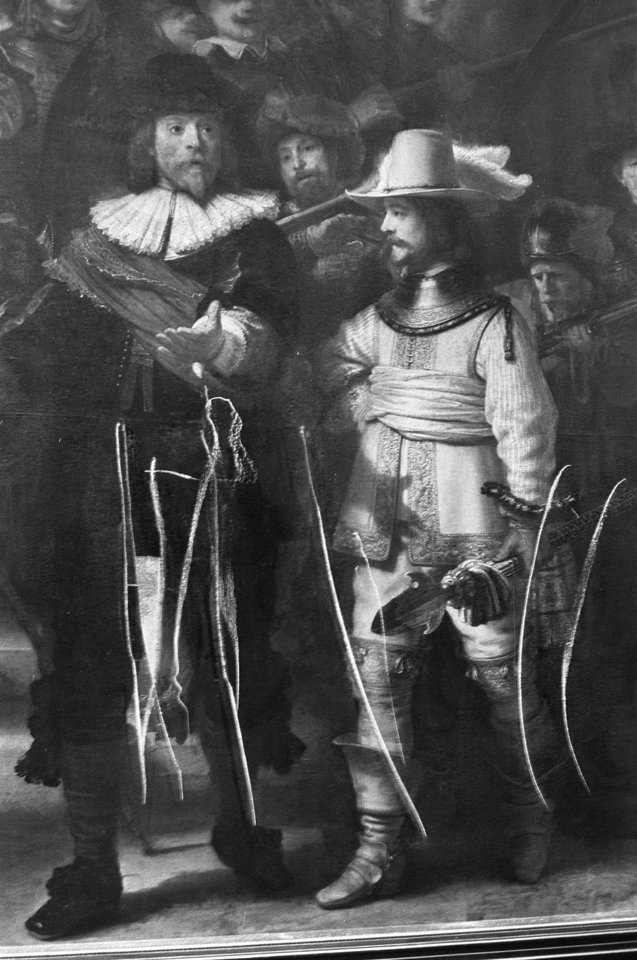 ÁMSTERDAM, 14/09/2025.-Detalle la obra La Ronda de Noche de Rembrandt, símbolo nacional de Países Bajos, con marcas de cuchilladas. EFE/ Archivo Nacional de Países Bajos SOLO USO EDITORIAL/SOLO DISPONIBLE PARA ILUSTRAR LA NOTICIA QUE ACOMPAÑA (CRÉDITO OBLIGATORIO)
