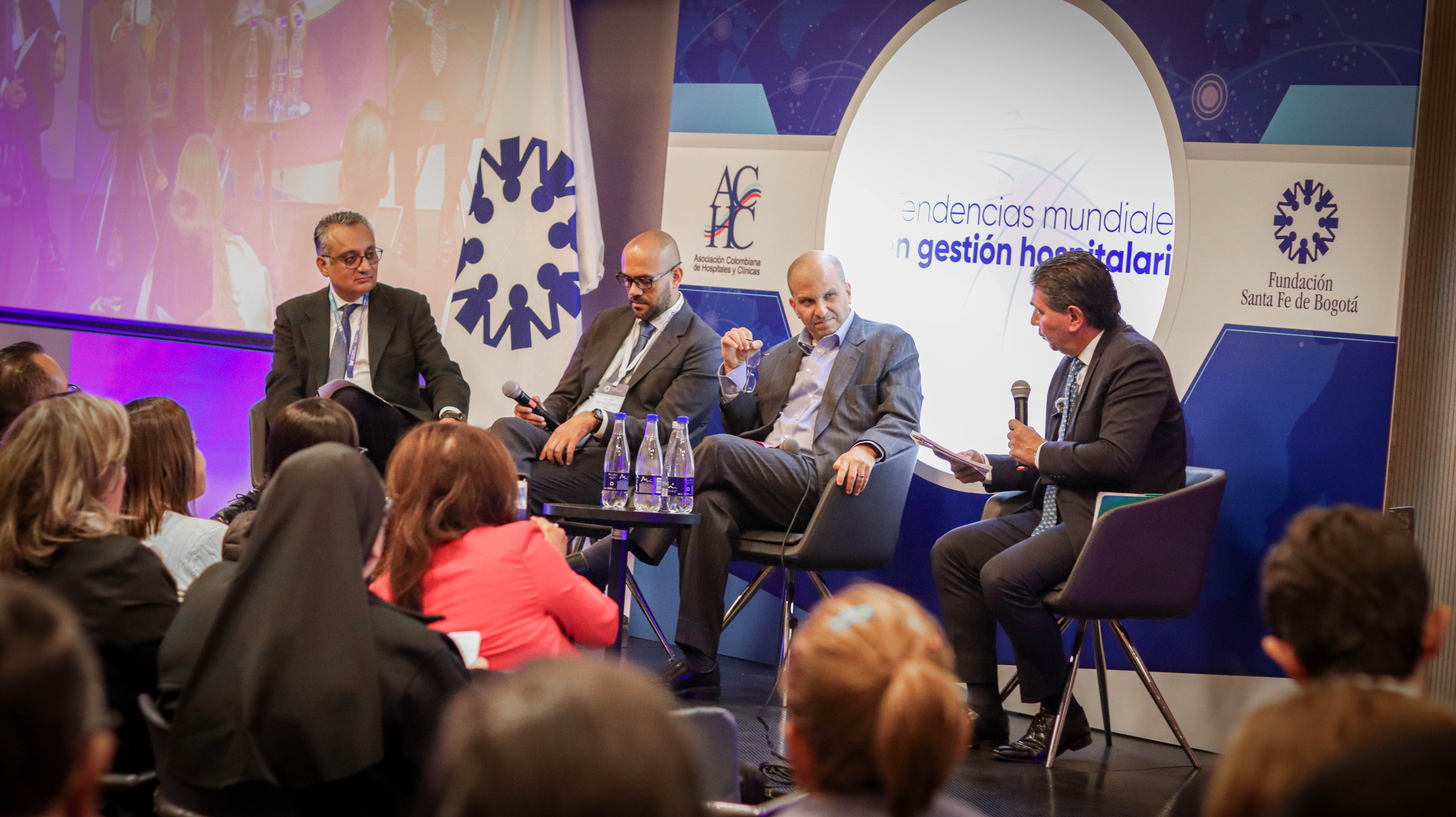 La Asociación Colombiana de Hospitales y Clínicas y la Fundación Santa Fe de Bogotá señalan que promueven este espacio "como parte de un compromiso conjunto con la excelencia clínica, la innovación, la educación médica y la sostenibilidad, principios que fortalecen el sector hospitalario colombiano y lo conectan con la conversación global sobre el futuro de los sistemas de salud".