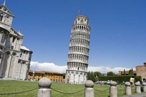 La Torre de Pisa se está enderezando