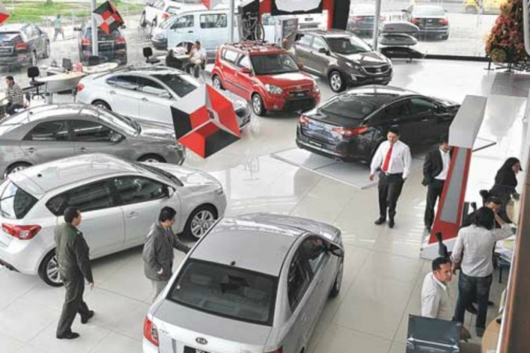 En julio bajó venta de vehículos hasta las 26.105 unidades