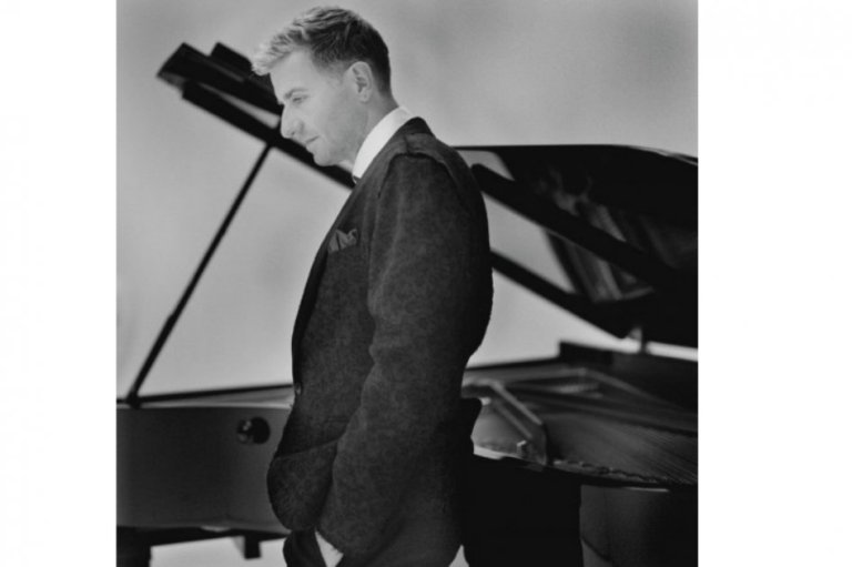 Jean-Yves Thibaudet, el pianista de los calcetines rojos