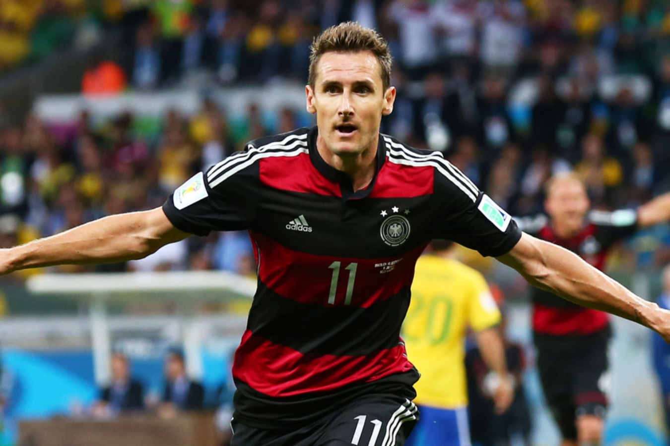 El alemán Miroslav Klose anotó un total de 16 goles en sus cuatro participaciones de la Copa Mundo.