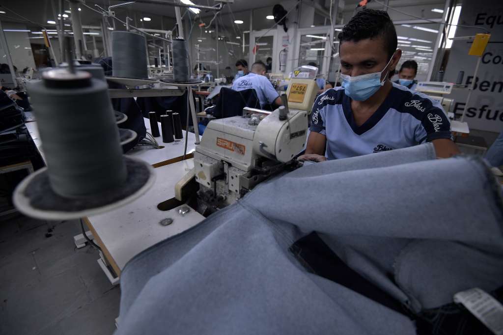 Fábrica textil ubicada en Cúcuta, dedicada al diseño, fabricación, distribución y venta de moda.