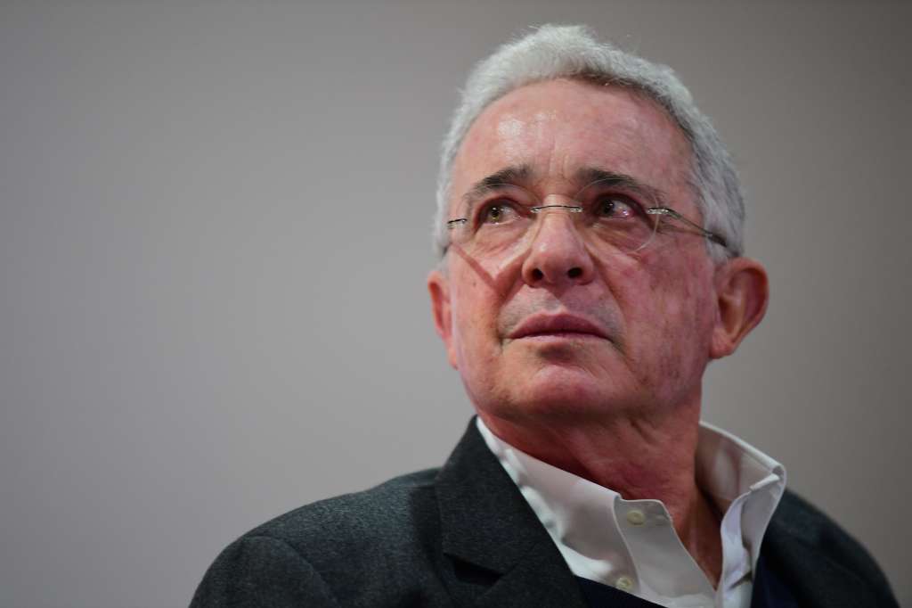 Del Centro Democrático durante rueda de Prensa