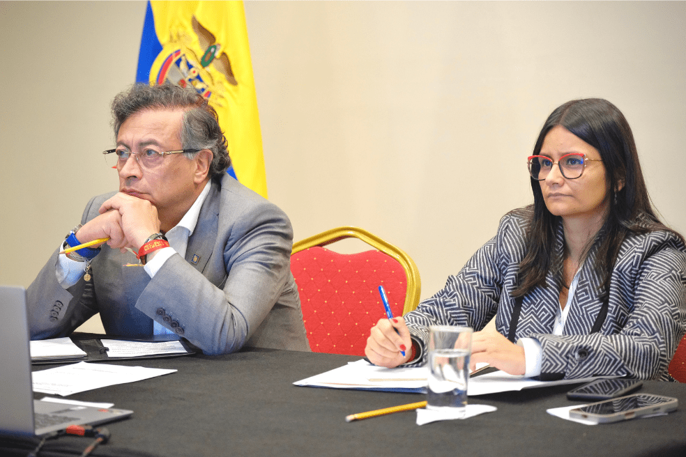 El presidente Gustavo Petro generalmente está acompañado en todo evento público o de Gobierno por la directora del Dapre, Angie Rodríguez.