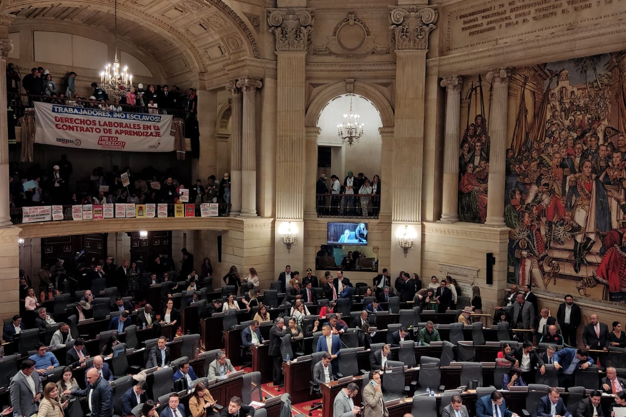 Tras diferentes modificaciones y eliminaciones de artículos a la reforma laboral (incluidos 23 puntos que hacían parte del capítulo colectivo), en su último ‘round’ en la Cámara se discutirán los 14 artículos restantes. Imagen de referencia.