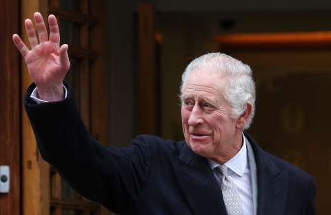 Tras un año de la coronación, la atención se centra en la salud de Carlos y Kate