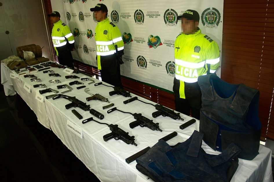 Armamento y droga incuatada en 'El Bronx'