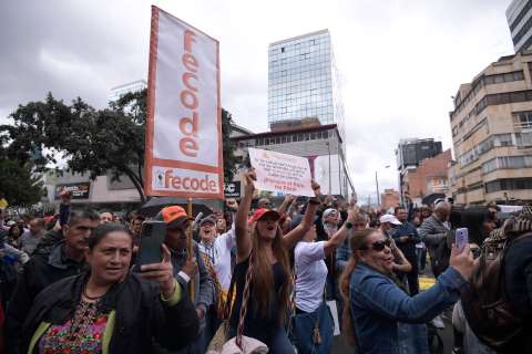 Fecode convoca a Junta Nacional para definir paro por ley estatutaria de educación
