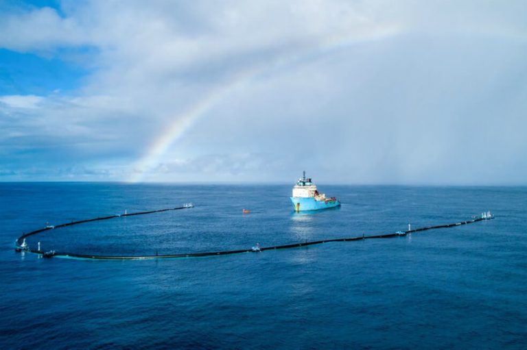 Empieza la limpieza de la ‘isla de plástico’ del Pacífico