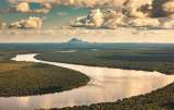 Travesía al límite de Colombia para salvar a los delfines de agua dulce