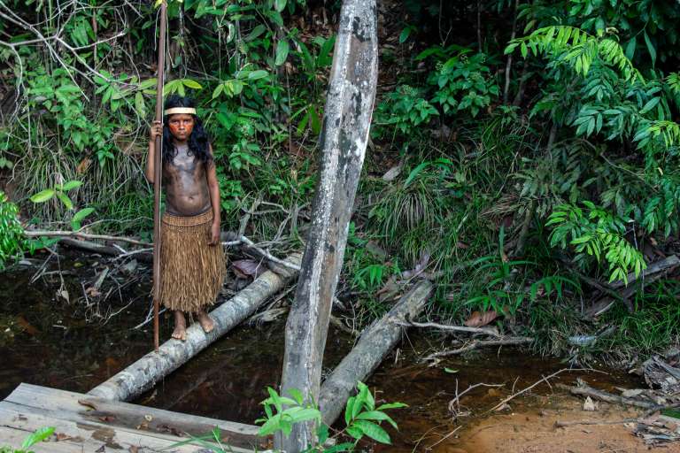 Indígenas Mura, en Brasil y su lucha por proteger la Amazonia su territorio.