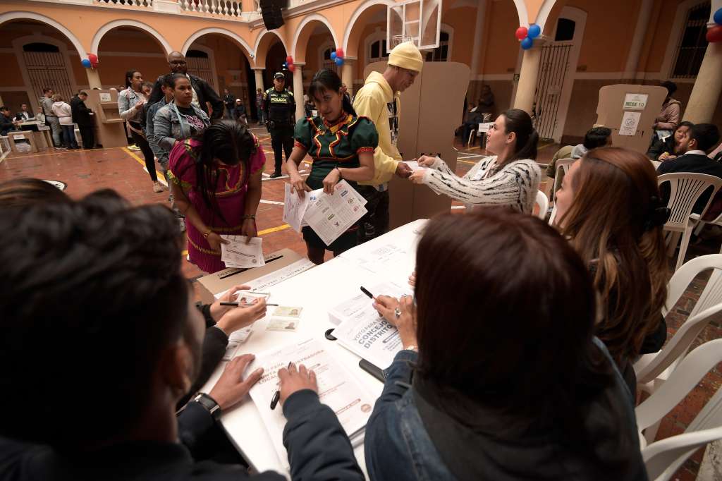 Jornada electoral para elegir al nuevo alcalde y concejo de Bogotá.