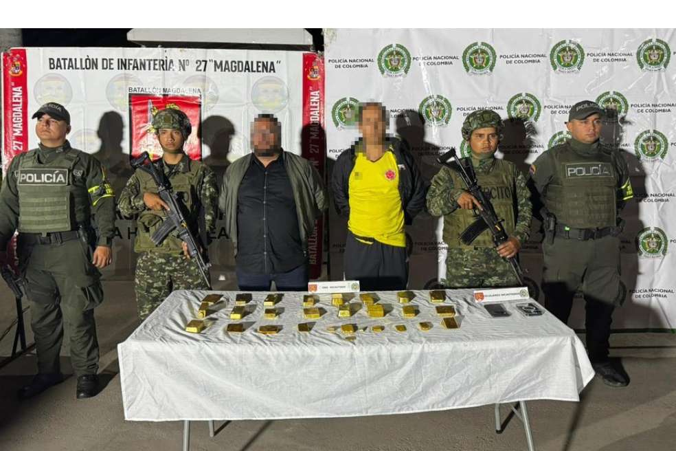 Incautan 42 kilos de oro ocultos en tanques de gasolina en Huila