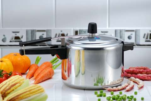 Manual de uso para la olla a presión: origen, recetas, cuidados y consejos