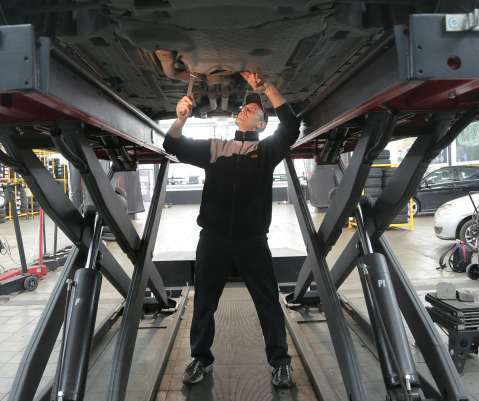 SENA abre curso de mecánica y revisión técnico-mecánica: así puede aplicar