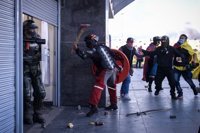 Desde el Distrito y la Policía también se denunciaron fuertes agresiones a los uniformados que intervinieron en la zona.