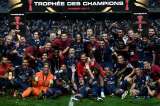Dani Alves corona al París Saint Germain de la Supercopa de Francia