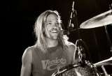 Foo Fighters presenta shows tributo a Taylor Hawkins junto a su familia
