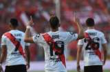 Con doblete de Rafael Santos Borré, River Plate se trepa a la cima de la Superliga argentina