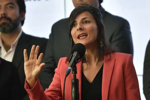 Así se formó la polémica por pago de $90 millones para el retorno de Irene Vélez
