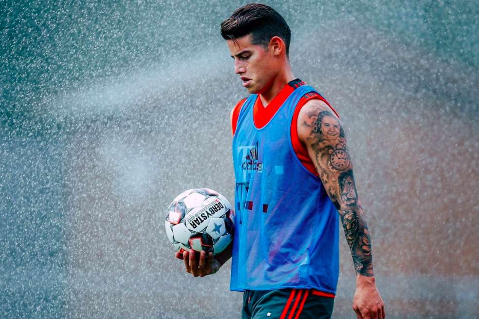 James Rodríguez en un entrenamiento con el Bayern Múnich.
/ AFP