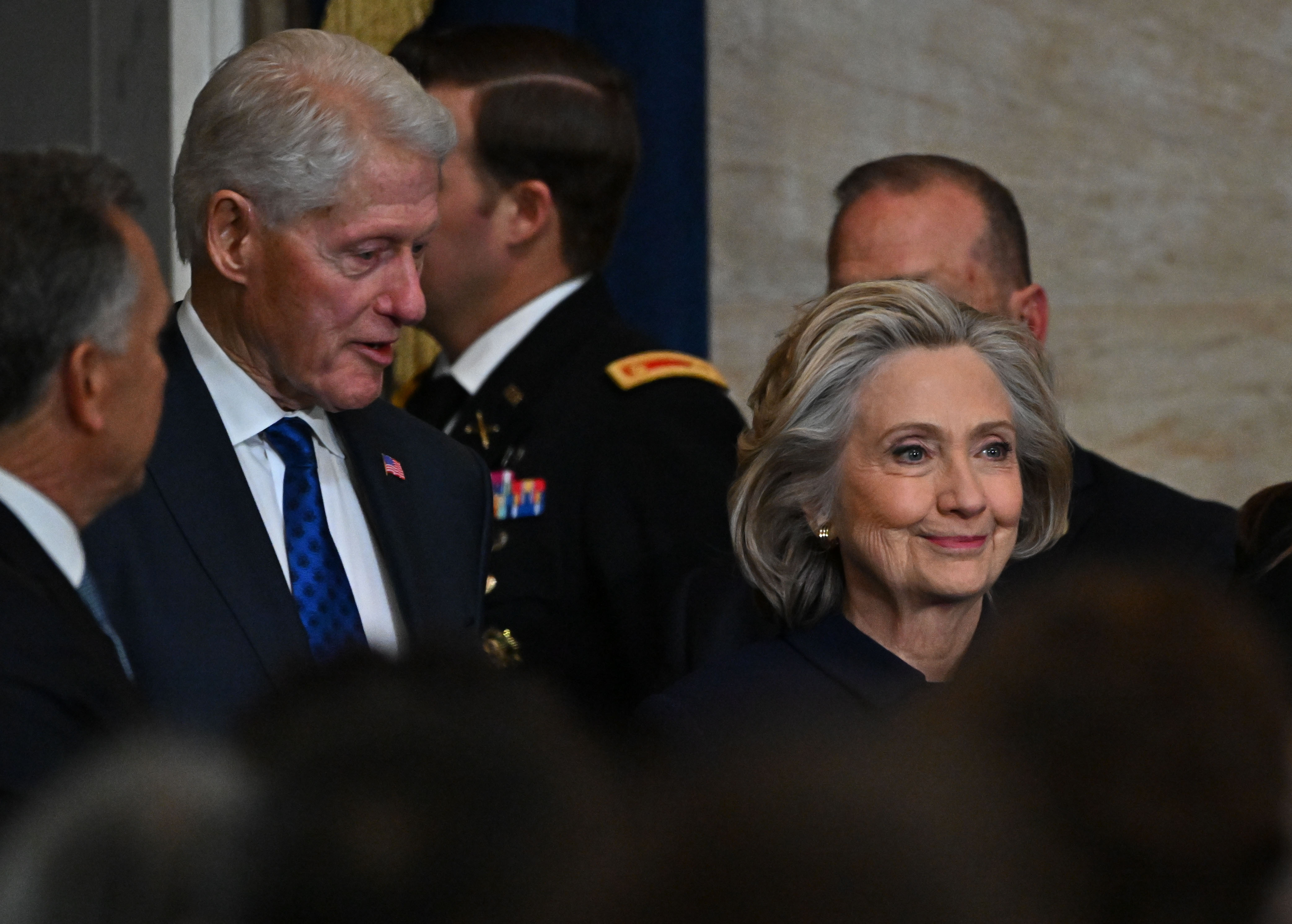 Washington (United States), 20/01/2025.- Former US President Bill Clinton and former Secretary of State Hillary Clinton arrive at the 60th inaugural ceremony where Donald Trump will be sworn in as the 47th president in the US Capitol Rotunda in Washington, DC, USA, 20 January 2025. EFE/EPA/RICKY CARIOTI / POOL