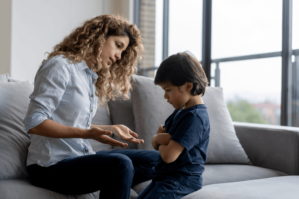 El impacto de tus palabras es tan fuerte que puede hacer la diferencia en la autoestima de tu hijo. Esto debes tener presente.