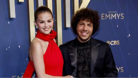 Selena Gómez protege su fortuna de Benny Blanco. Revelan acuerdo prenupcial