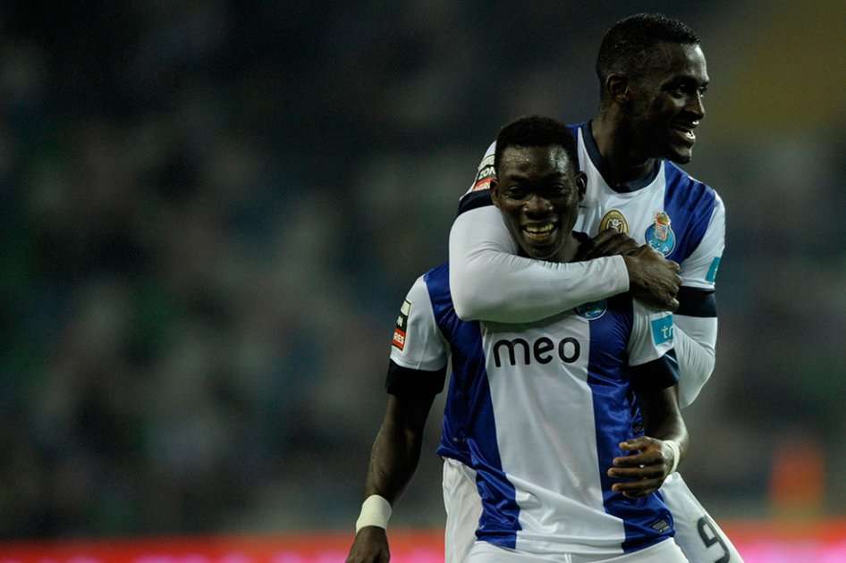 Con el gol que le anotó este viernes a Beira Mar, Jackson Martínez llegó a 20 goles. / AFP