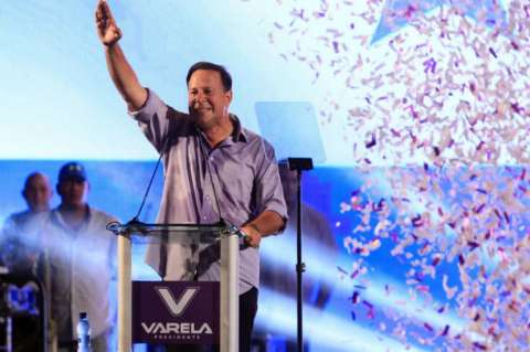 Presidente de Panamá, acusado formalmente por interceptaciones telefónicas ilegales