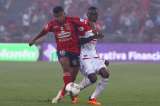 Medellín y Santa Fe empataron 1-1 bajo la intensa lluvia en el Atanasio Girardot
