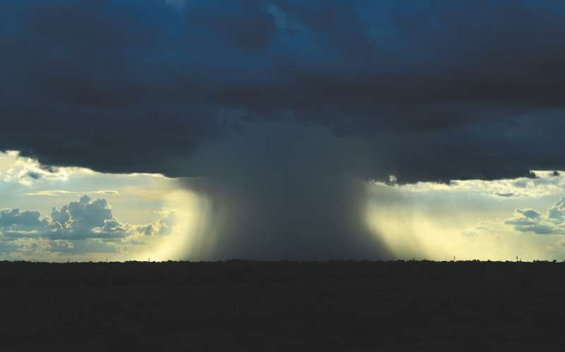 Un "río volador" es un flujo masivo de agua en forma de vapor que se origina en el Atlántico y converge con la humedad de la selva amazónica.