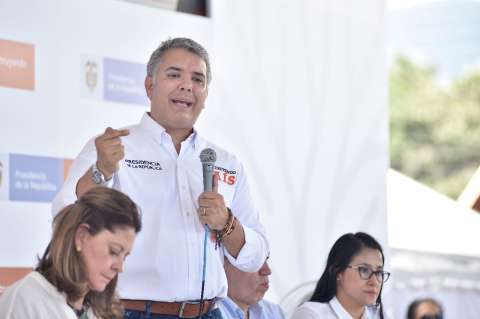Desaprobación del presidente Iván Duque alcanza el 60 %: Gallup Poll