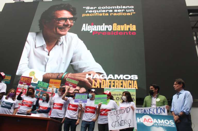“Ese es el primer minuto de lo que viene. Son 40 días para la consulta de la Coalición Centro Esperanza. El país está estrenando las consultas como un tema electoral de verdad, con tres consultas", dijo Gaviria.